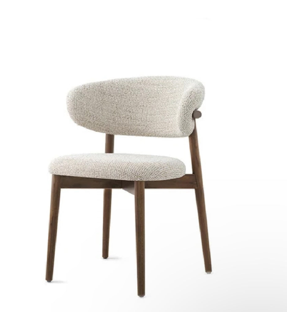 Risa Chair