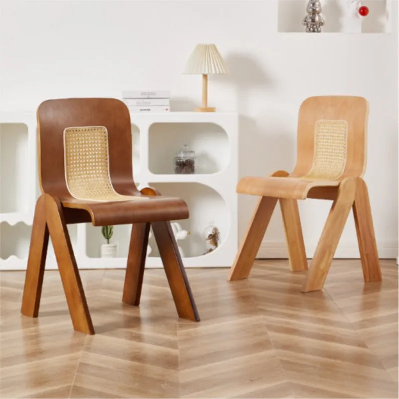 Aritogo Chair