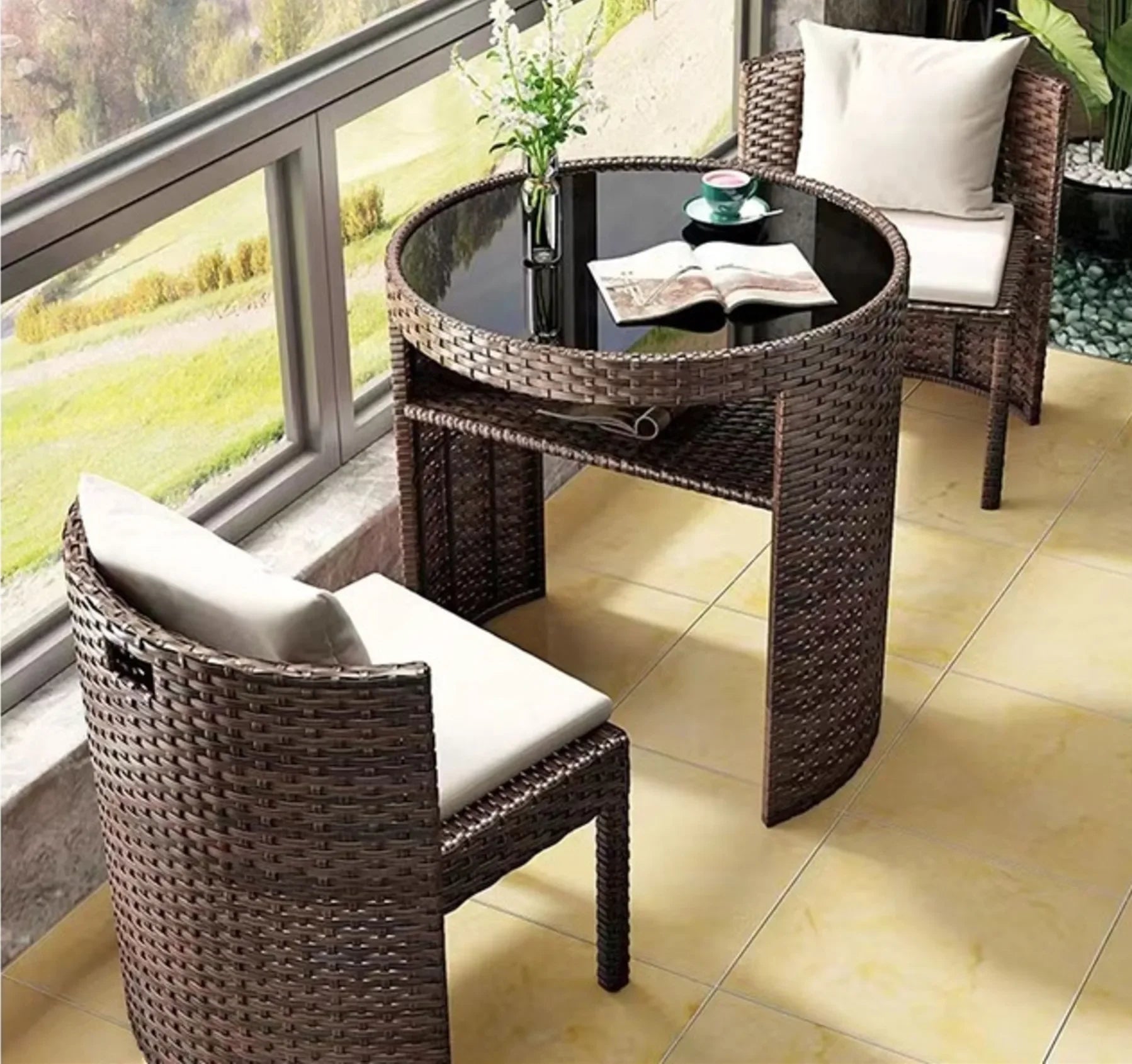 Eda Dining Set
